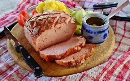 Ofenfrischer Leberkäse